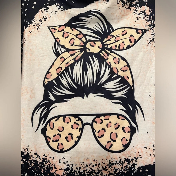 Size large leopard girl design top - Picture 5 of 5